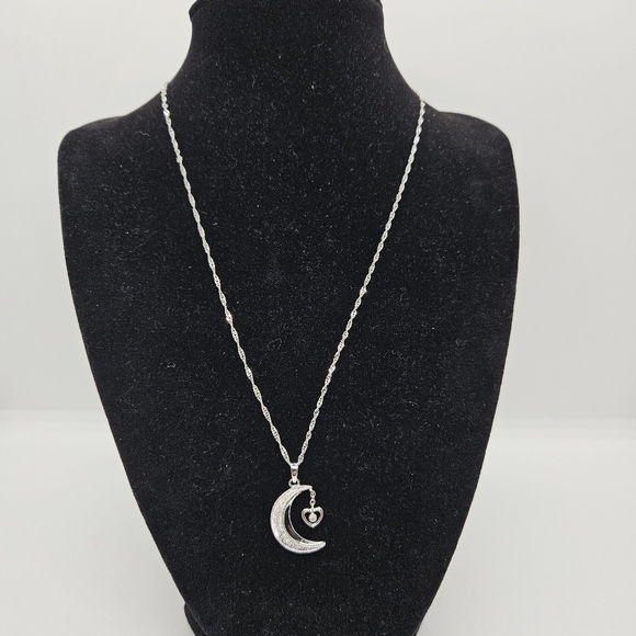 sterling silver Daughter moon and heart necklace with diamond chip BGE 925 - Picture 1 of 4